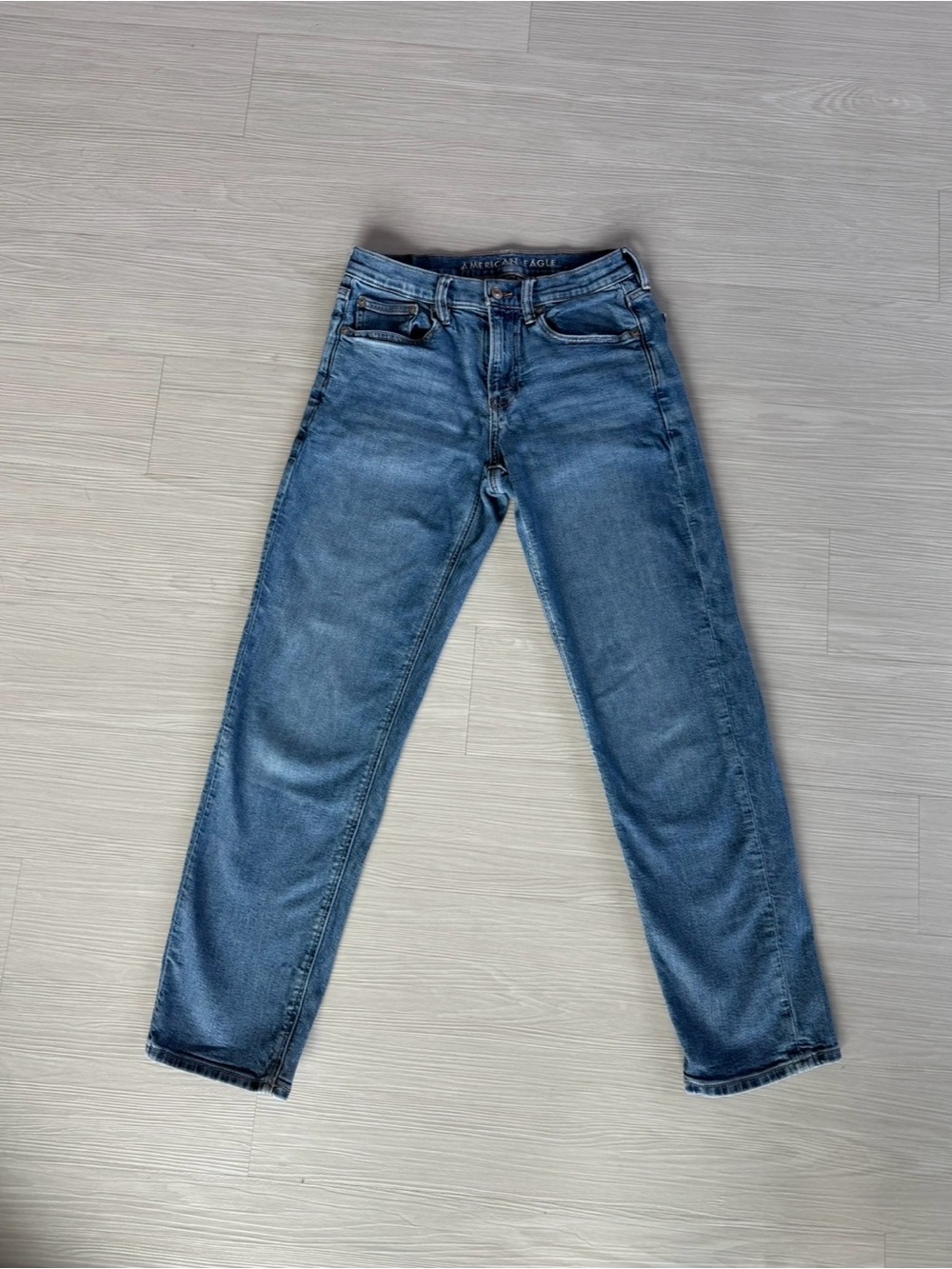 American Eagle Outfitters Women’s Straight Leg Jeans